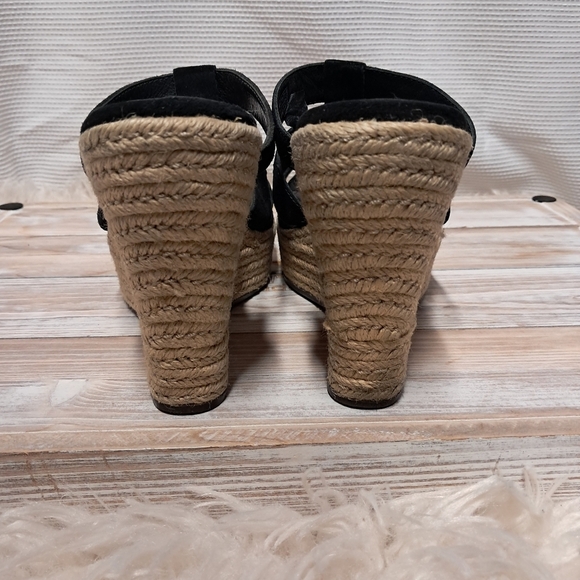 UGG Tawny Black Suede Wedges Size 10 - Picture 6 of 6